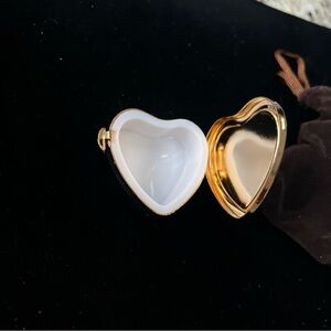 Heart-Shaped Gold plated Keepsake Box – Brand New w/ Pouch & Box – Elegant Gift